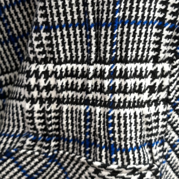 Cache Swing Cape Jacket - Picture 3 of 12